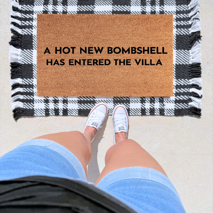 A Hot New Bombshell Has Entered The Villa Doormat